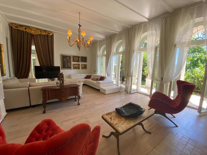 Villa pour 7 personnes, avec jardin et piscine ainsi que terrasse et vue à Nice - 2