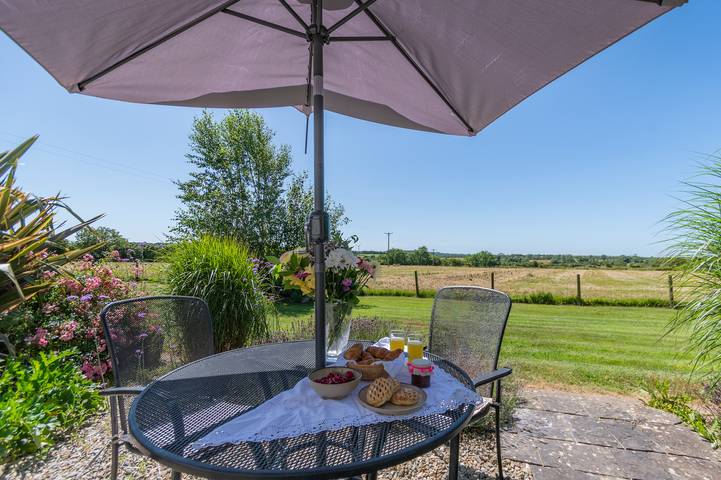 Vacation house for 3 people, with yard - 1