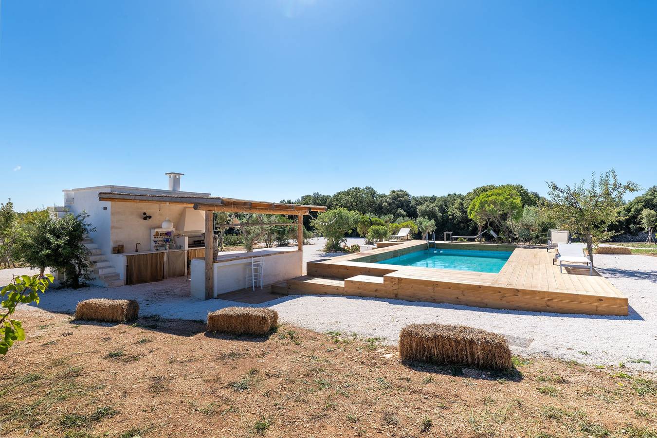 Villa 'Trulli E Frasche, Intera' con Piscina Privata, Wi-Fi e Aria Condizionata in Martina Franca, Provincia di Taranto