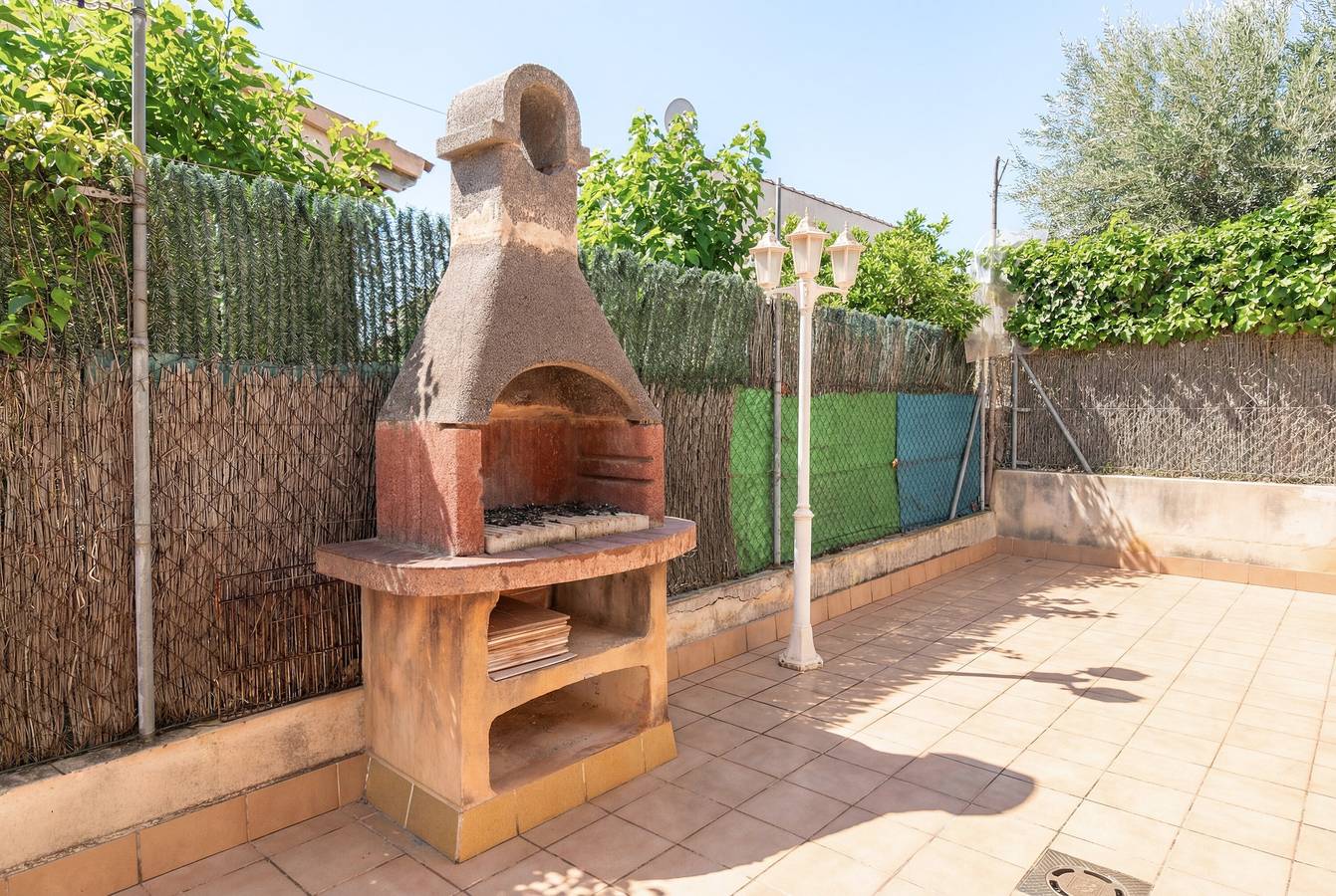 Casa vacacional 'Cas Momio' con terraza privada in Ses Cases Noves, Marrachí