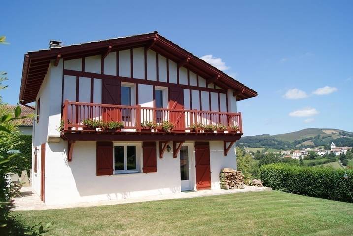 Gîte pour 6 personnes, avec Terrasse et Jardin