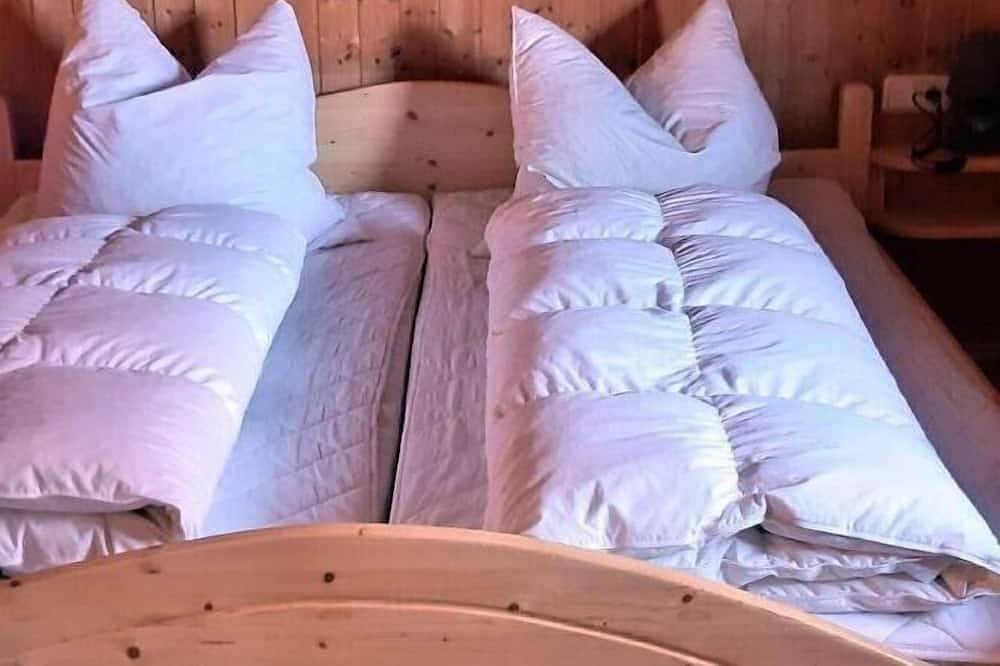 Ganze Wohnung, Gemütliches Ferienhaus umrahmt von Wiesen und Wäldern in Eppenschlag, Ostbayern
