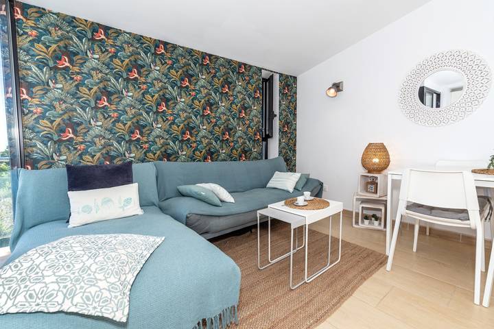 Ganze Wohnung, Ferienwohnung 'Sa Perdiu 14' nahe am Strand mit Gemeinschaftspool, Klimaanlage, privater Terrasse und Wlan in Son Carrió (Menorca), Ciutadella