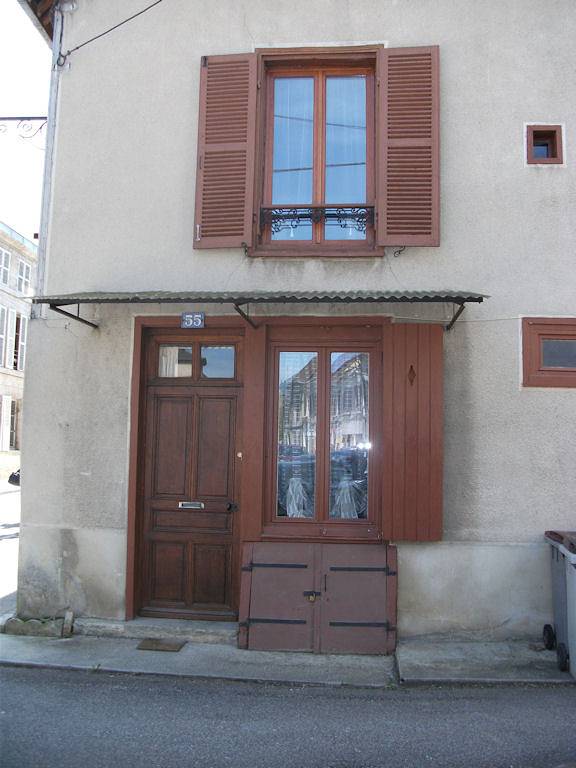 La Petite Maison in Bar-sur-Seine, Aube