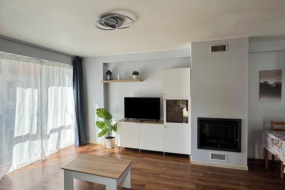 Apartamento entero, Margas Golf Apartment 2 in Sabiñánigo, Pirineo Aragonés