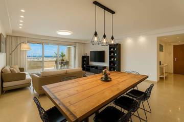 Gîte pour 6 personnes, avec jardin et terrasse dans Israël