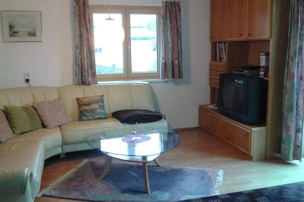 Große Wohnung in Silbertal mit Großem Garten in Silbertal, Schruns-Tschagguns