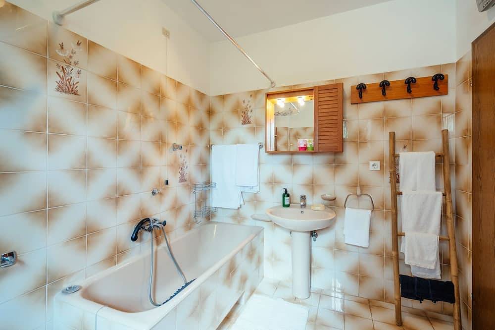 Ganze Wohnung, Ferienwohnung Peaceful paradise (96241-A1) - Bakar in Bakar, Primorje-Gorski Kotar