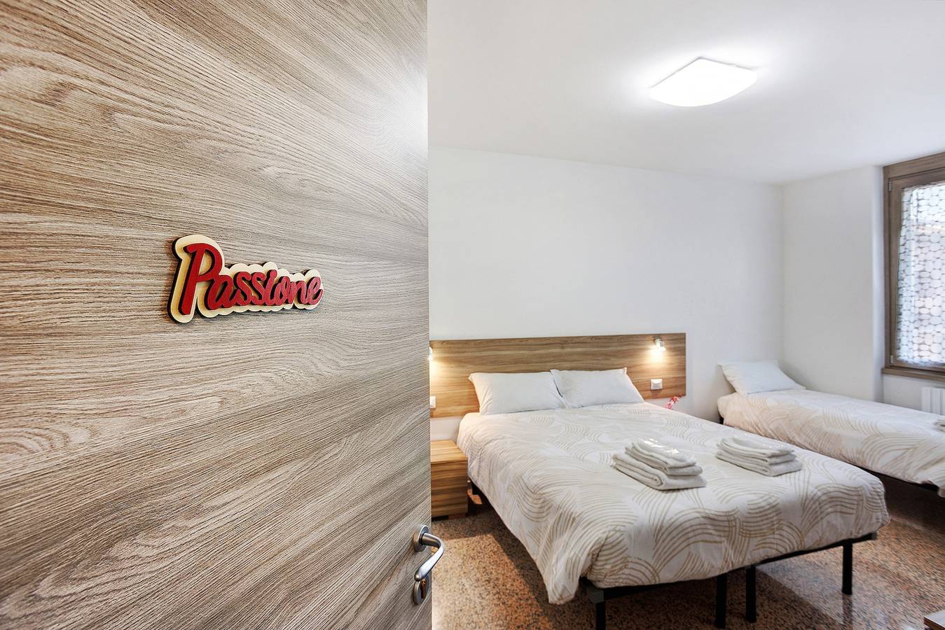B&B La Promessa - Camera da letto 'Passione' con Wi-Fi e Aria Condizionata in Pregnana Milanese, Provincia di Milano