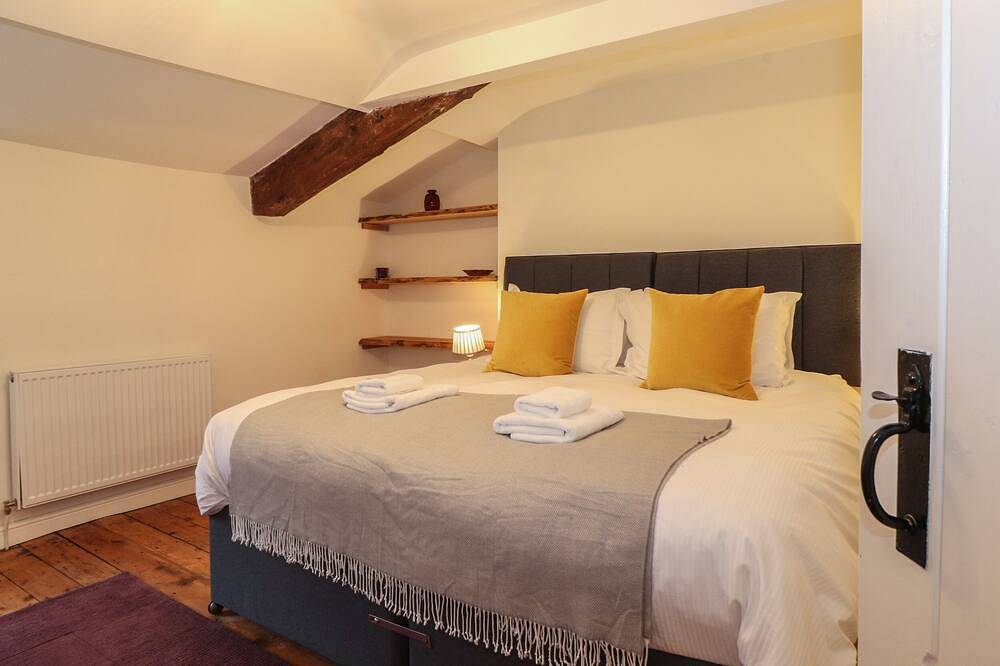 3 Settlebeck Cottages, pet friendly in Sedbergh in Sedbergh, Yorkshire Dales National Park