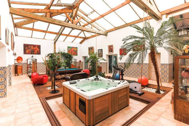 Location de vacances pour 2 personnes, avec piscine ainsi que jardin et jacuzzi à Bénesse-Maremne - 2