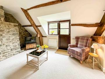 Holiday Rental for 4 People in Mid-Wales, Powys, Photo 2