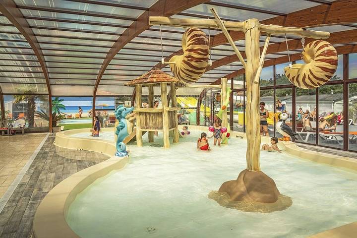 Camping für 4 Personen, mit Sauna und Kinderpool auf Île d'Oléron - 3