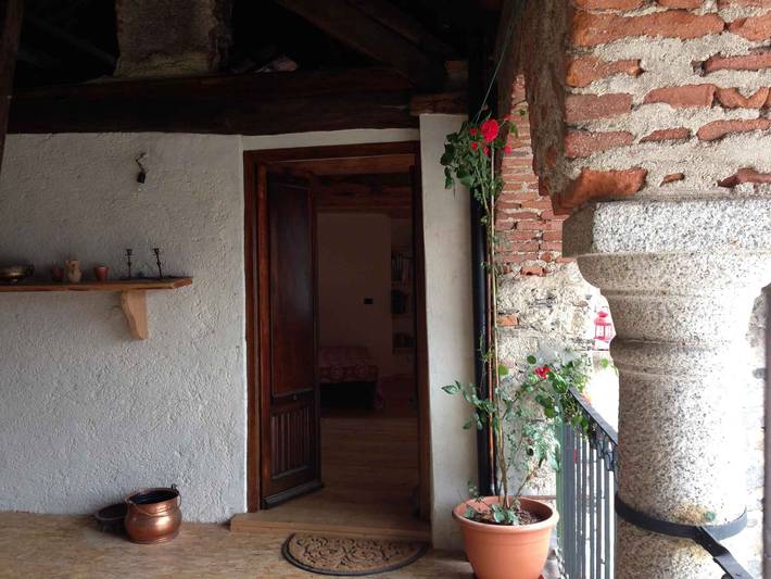 Ganze Ferienwohnung, Ferienwohnung direkt in der Altstadt in Centonara, Madonna del Sasso