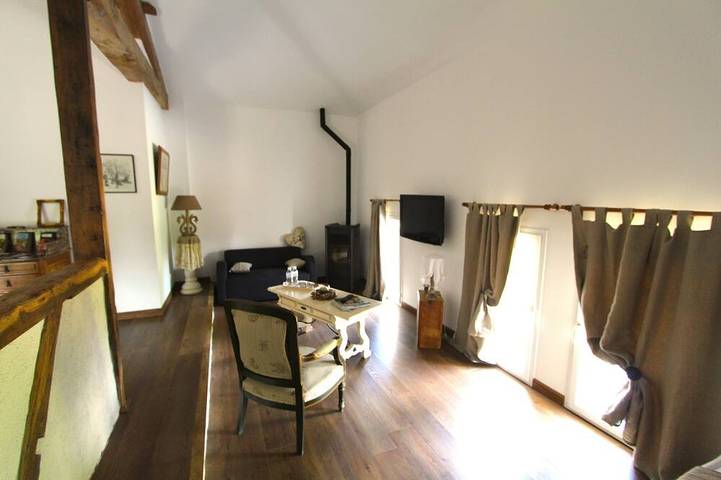 Gîte pour 3 personnes, avec jardin et piscine à Montans - 2