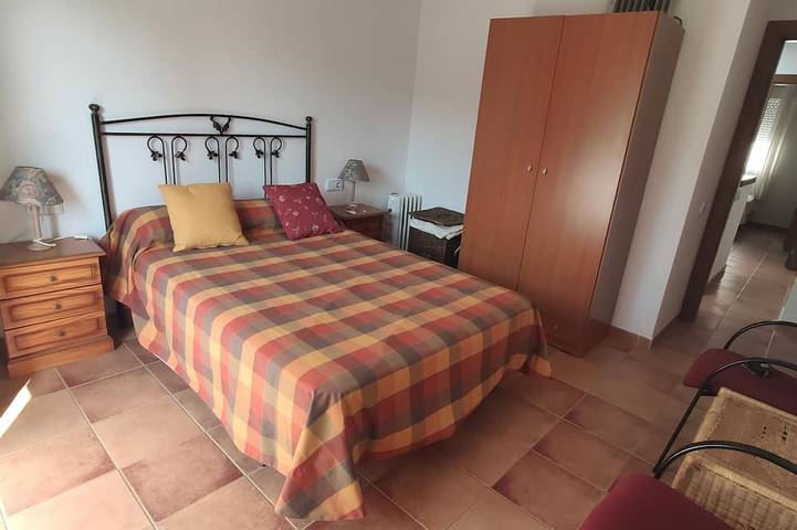 Location de vacances pour 5 personnes, avec jardin et balcon dans La Isleta del Moro - 2