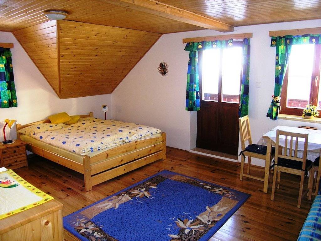 Alpenhut met 1 slaapkamer in Kořenov, Liberec Regio