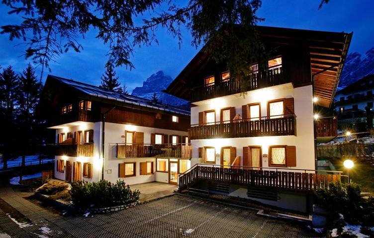 Appartamento per 4 persone, con Terrazza e Giardino nonché Panorama a San Vito di Cadore
