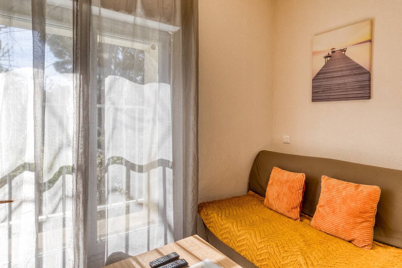 Apartamento entero, Gîte Romarin en el Domaine de l'Enclos, cerca del mar y Montpellier in Mireval, Côte d'Améthyste