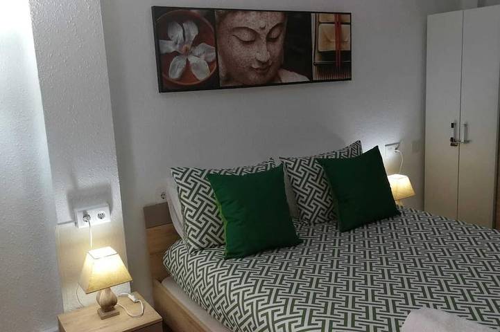 Ganze Wohnung, Cozy Central Apartment in Valencia + WiFi + Netflix. in l'Olivereta, Valencia