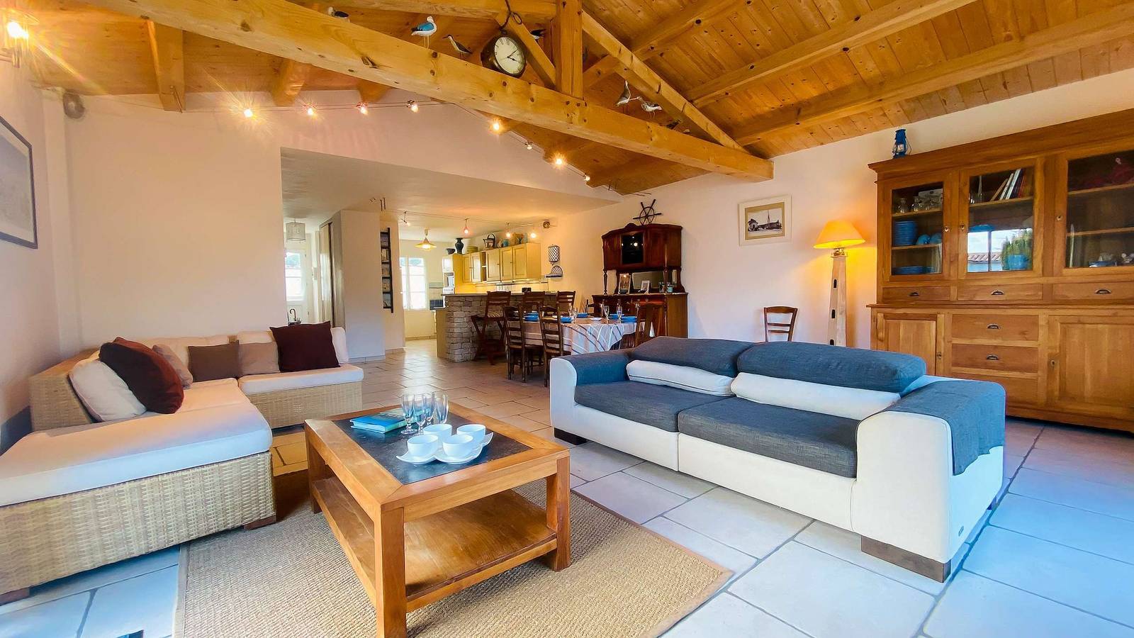 Ganze Ferienwohnung, Ferienwohnung für 6 Personen mit Garten in La Couarde-sur-Mer, Ile de Re