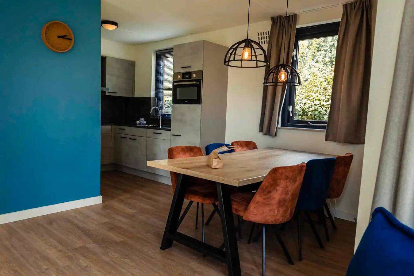 Vakantiepark 't Broeckhuys — 6 - Persoons Lakeside 15 Bungalow in Betuwe