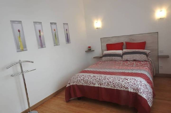 Gîte pour 2 personnes, avec balcon à Jonzac - 2