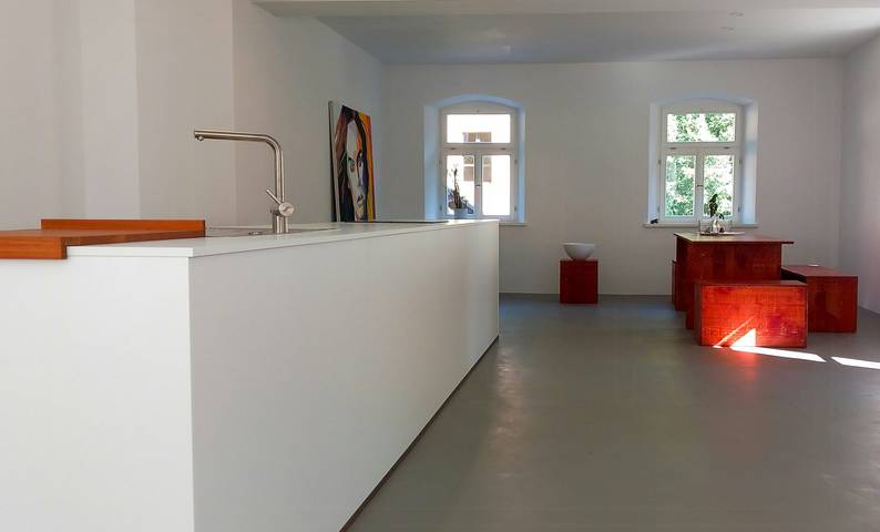 Ganze Wohnung, Minimalistisches Ferienapartment in der Oberpfalz in Neunburg vorm Wald, Naturpark Oberpfälzer Wald