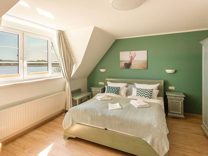 Ferienhaus für 4 Personen, mit Terrasse und Seeblick sowie Sauna, kinderfreundlich in Sellin - 3