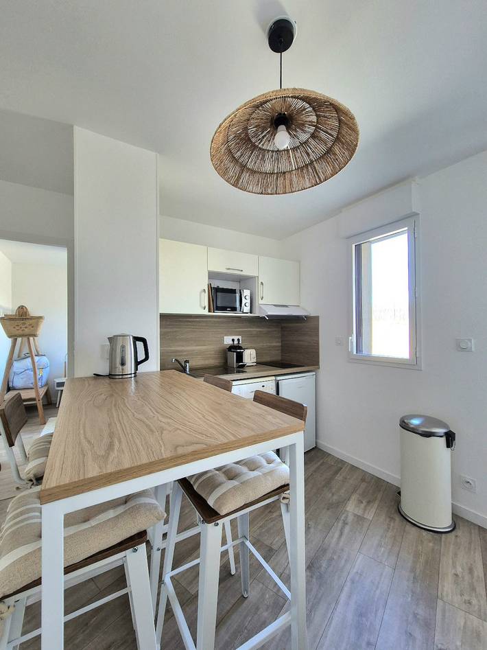 Apartamento entero, Beautiful apartment with balcony and garden in Saint-Coulomb, Región de Saint-Malo