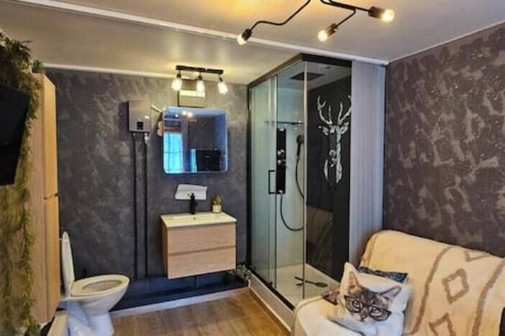 Gîte pour 2 personnes, avec jardin à Saint-Martin-de-Queyrières - 3