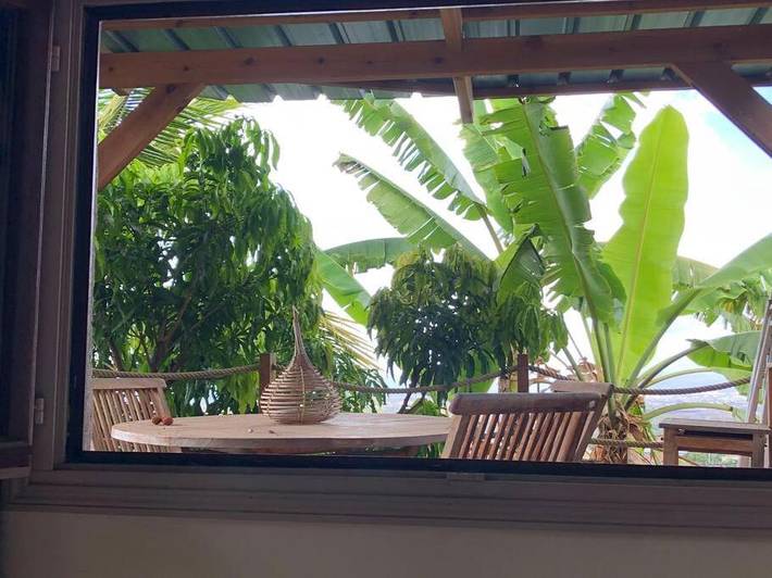 Gîte pour 2 personnes, avec terrasse et piscine ainsi que jacuzzi et jardin dans Bois de Nèfles - 3