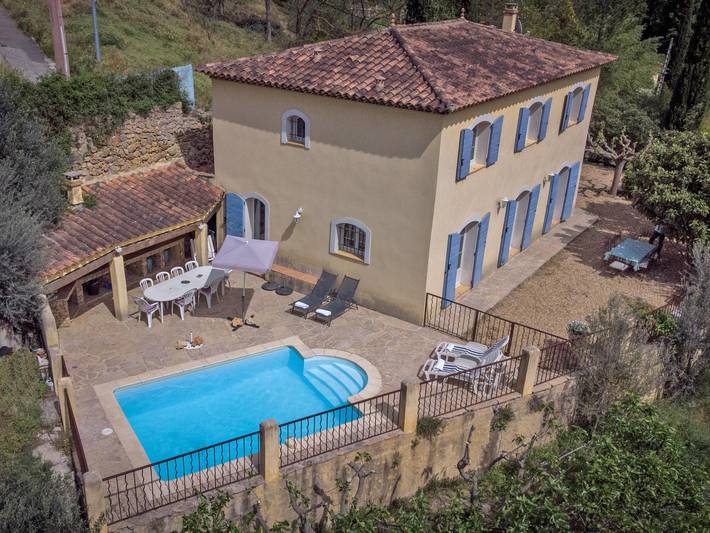 Location de vacances pour 6 personnes, avec terrasse à Cotignac - 3