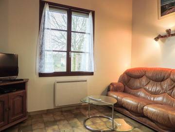 Gîte pour 5 Personnes dans Saulzet-le-Froid, Région de Clermont-Ferrand, Photo 4