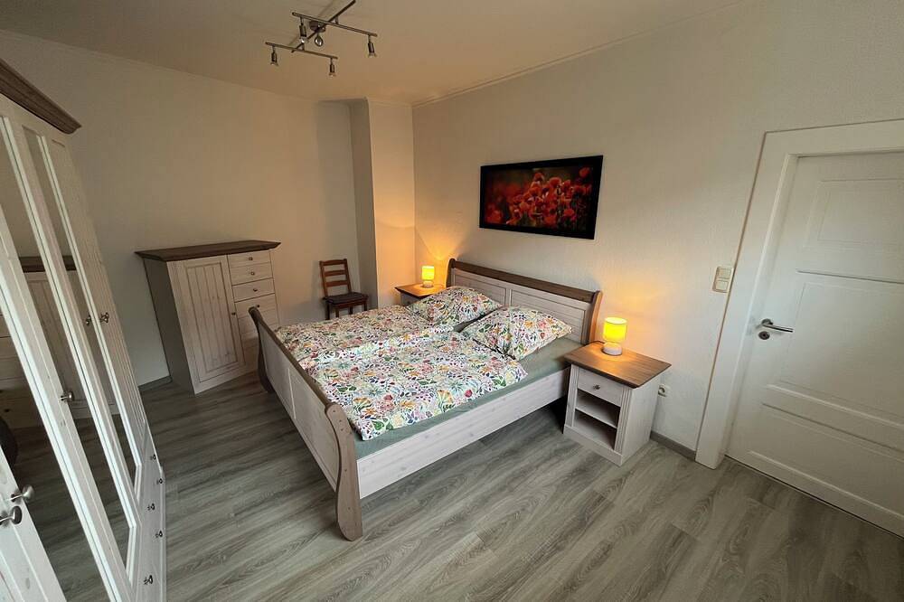 Ganze Wohnung, Herzliche Ferienwohnung in Wienhausen – mit Garten zum Entspannen und Wohlfühlen in Wienhausen, Landkreis Celle
