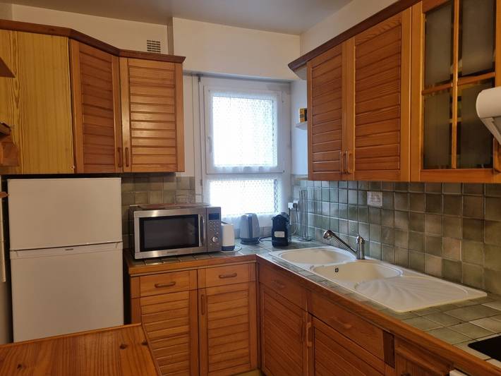 Gîte pour 5 personnes, avec balcon dans Plage du Penon - 4