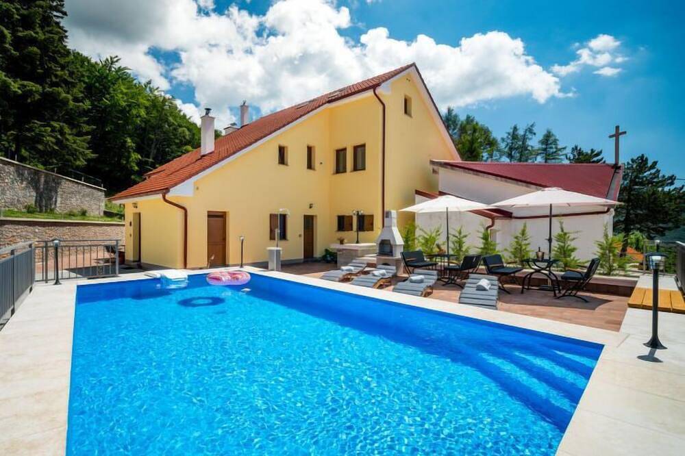 Ganze Wohnung, Ferienwohnung Oltari in Jablanac, Naturpark Velebit