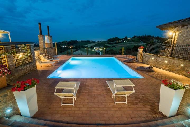 Hôtel pour 4 personnes, avec piscine ainsi que vue et jardin dans Province de Modène - 4