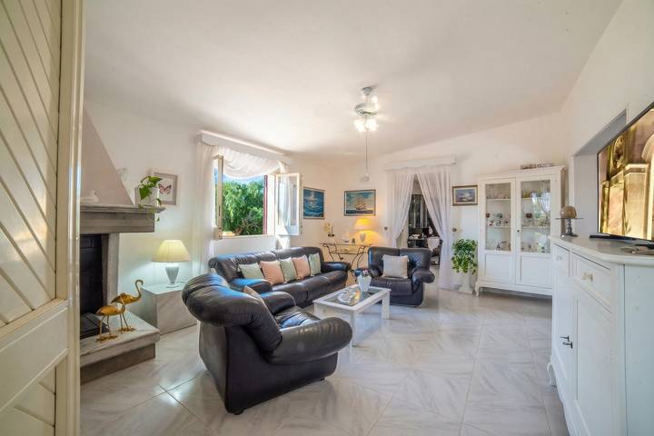 Villa Calò 2 with Garden, 200 meters from Sea in Maruggio, Golf von Tarent