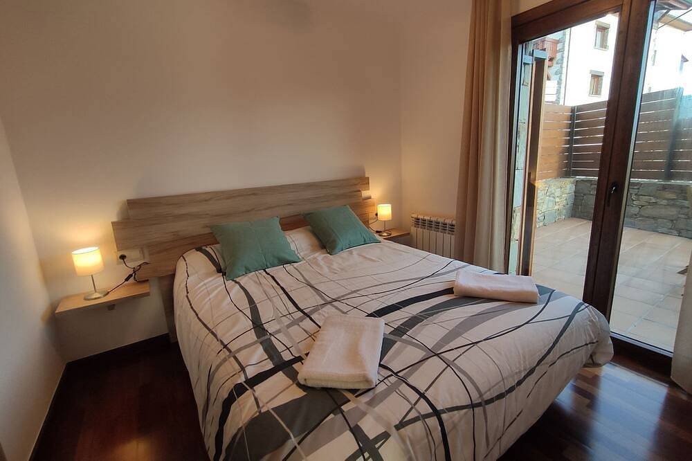 Entire apartment, Paratge Fabas - Costabona in Molló, Catalan Pyrenees