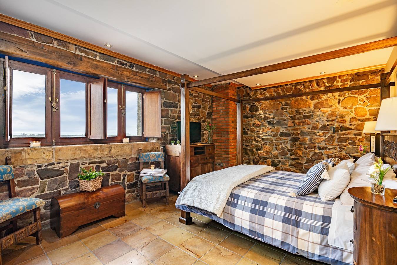 Room 4 at Casona Los Gamonales in Carreño, Costa Verde (Hiszpania)
