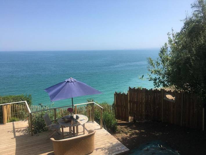 Location de vacances pour 2 personnes, avec Terrasse ainsi que Jardin et Vue à Plérin