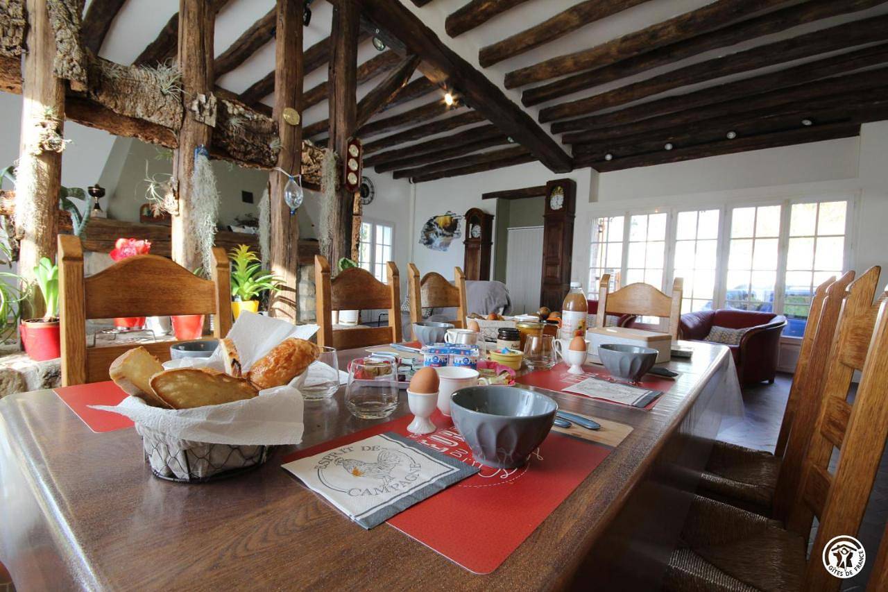 Maison du Cosmos in Thorigny-sur-Oreuse, Yonne