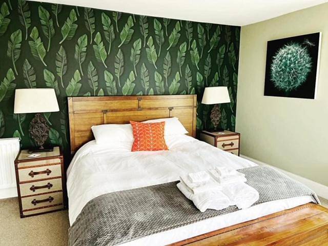 Maison d’hôte pour 3 personnes, avec vue sur le lac ainsi que jardin et vue dans Île de Man - 2