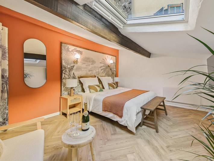 Location de vacances pour 2 personnes, avec jacuzzi et sauna, animaux acceptés à Bargemon - 2