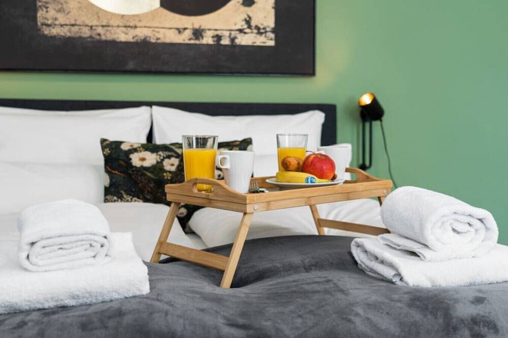 Entire apartment, 40qm *Traumhaftes Studio* | City | Hbf | Ruhig in Krefeld, Lower Rhine