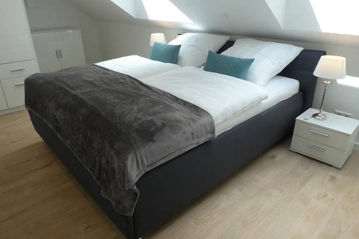Ganze Wohnung, 5 Sterne Luxus-FeWo Eagle direkt am Golfplatz mit eigener Garage und Terrasse in Wiesmoor, Landkreis Aurich