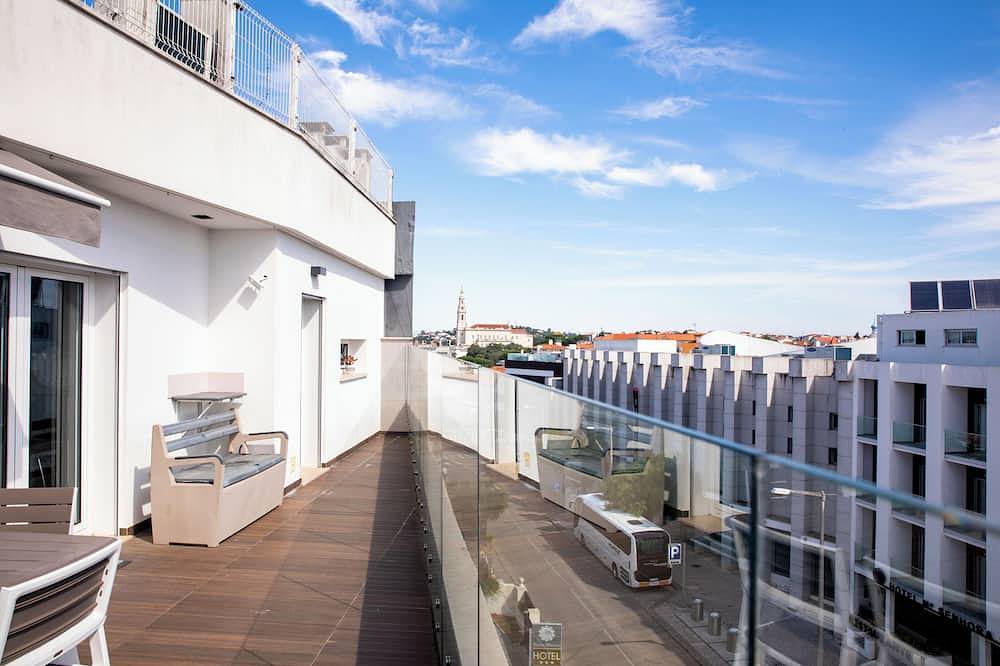 Ganze Wohnung, Cozy apartment - top floor views, in the center of Fátima! in Fátima, Santarém Distrikt