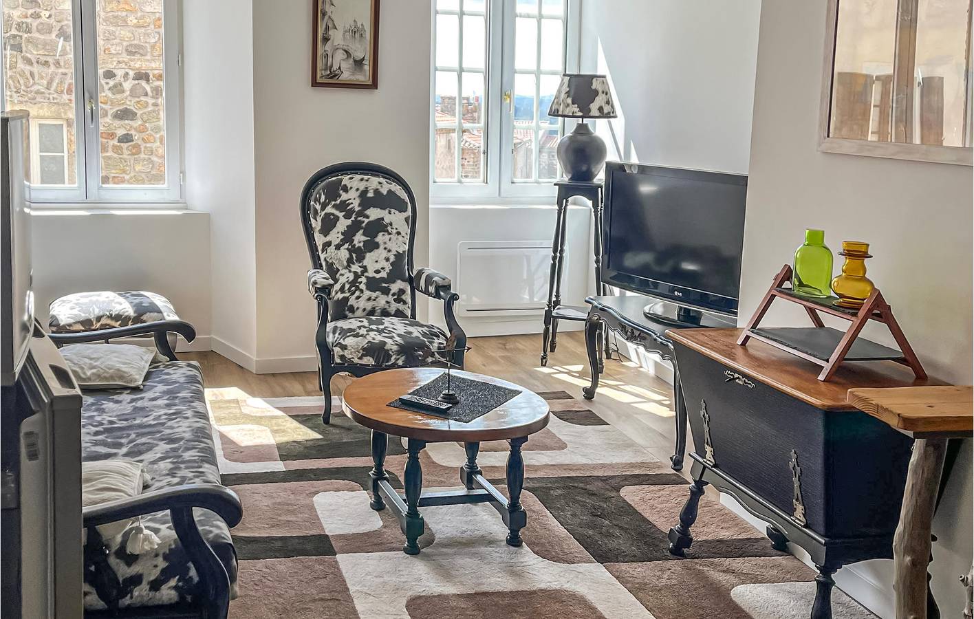 Appartement de vacances entier, Pradelles 100m : Appartement confortable 2BR avec lit bébé et Wifi gratuit in Pradelles, Haute-Loire