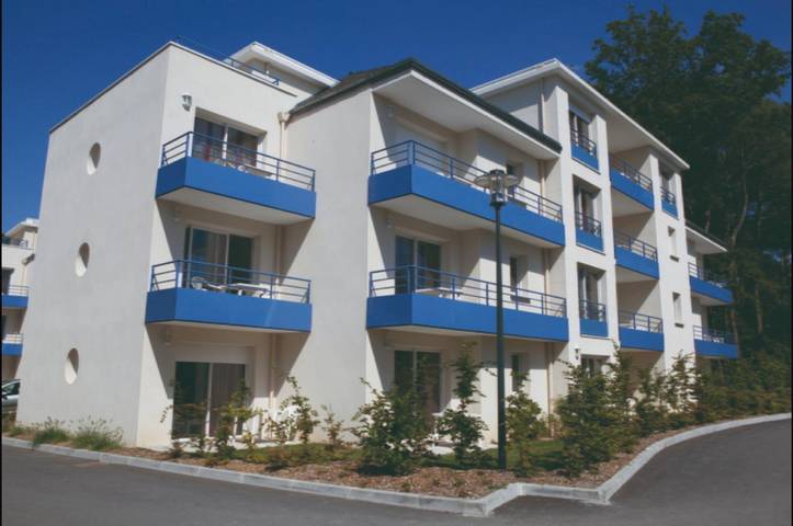 Ferienwohnung für 4 Personen, mit Pool und Garten sowie Balkon, mit Haustier - 1